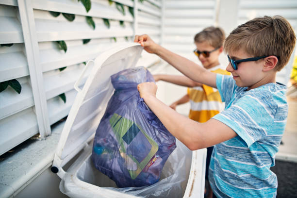 Best Commercial Cleanout Services  in Noroton Heights, CT